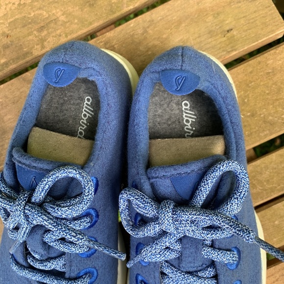 Allbirds Women’s Wool Runners Shoes - Picture 5 of 9
